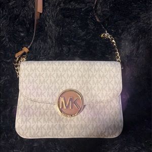 MICHEAL KORS